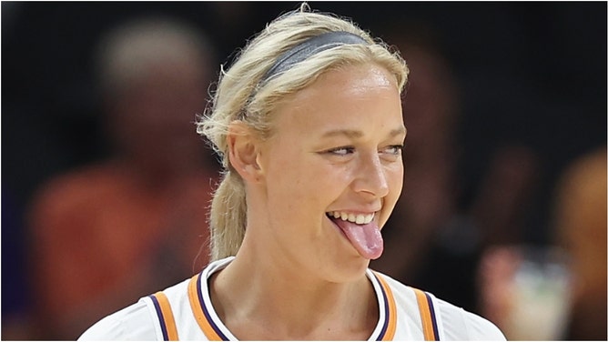 Phoenix Mercury guard Sophie Cunningham said some of the chartered planes the league uses are too small. Watch a video of her comments. (Credit: Getty Images)