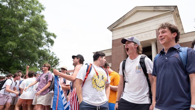 Ole Miss students protested against an anti-America rally. (Credit: H.G. Biggs/Special to Clarion Ledger / USA TODAY NETWORK)