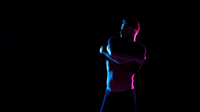 Woman met her stripper husband while he was giving her friend a lap dance