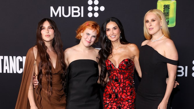 rumer willis sleeps in bed with demi moore takes baths with sisters scout and tallulah