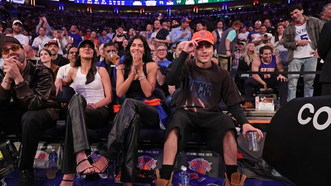 kendall kylie jenner knicks playoff gold bikini
