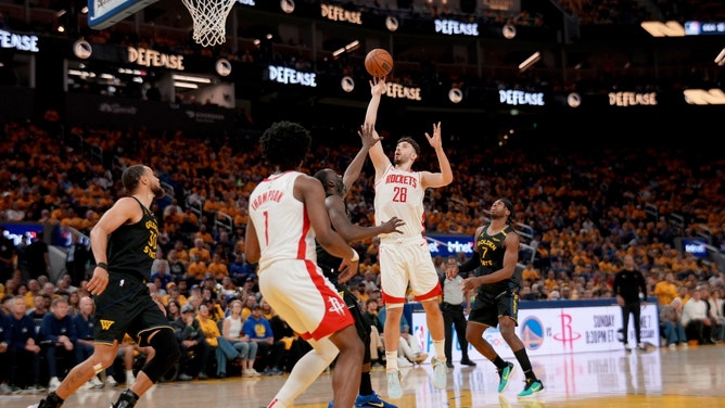 Houston Rockets C Alperen Sengun shoots a floater over the Golden State Warriors in Game 6 of their first round series in the 2025 NBA Playoffs. (Photo credit: Cary Edmondson-Imagn Images)