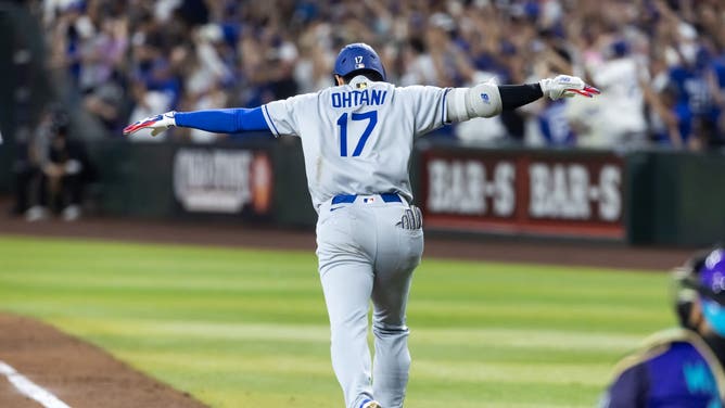 Shohei Ohtani trolling Arizona Diamondbacks