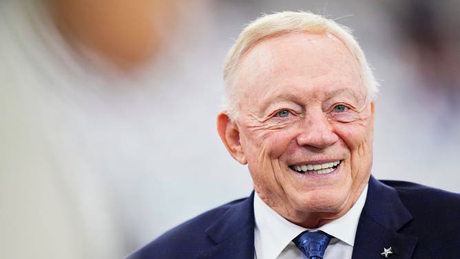 Jerry Jones smiling