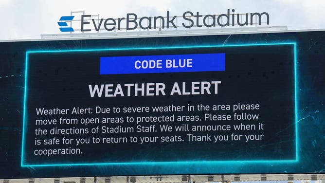 Lightning in Jacksonville forced a weather delay in the Jaguars’ Week 1 game against the Panthers, the NFL’s second lightning stoppage of the opening weekend.