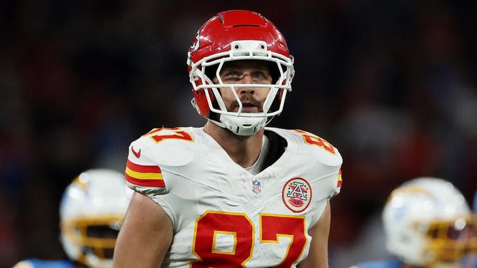 Kansas City Chiefs tight end Travis Kelce looks on against the Los Angeles Chargers in the second half during a Week 1 NFL game at Corinthians Arena.