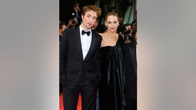 Jennifer Lawrence says she danced naked with Robert Pattinson