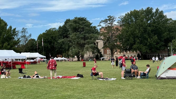 Alabama fans already camping out before College Gameday, as Vanderbilt looks for another win. Via: Trey Wallace