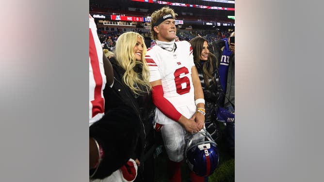 Jaxson Dart and Marissa Ayers with Kara Dart