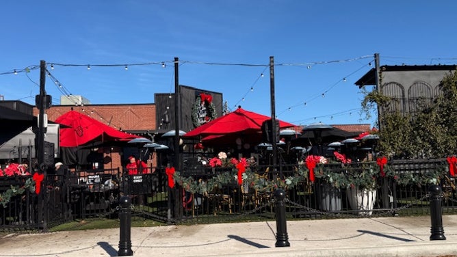 Oxford Rises: Ole Miss Fans Rally After Lane Kiffin Exit Ahead Of Historic College Football Playoff Via: Trey Wallace