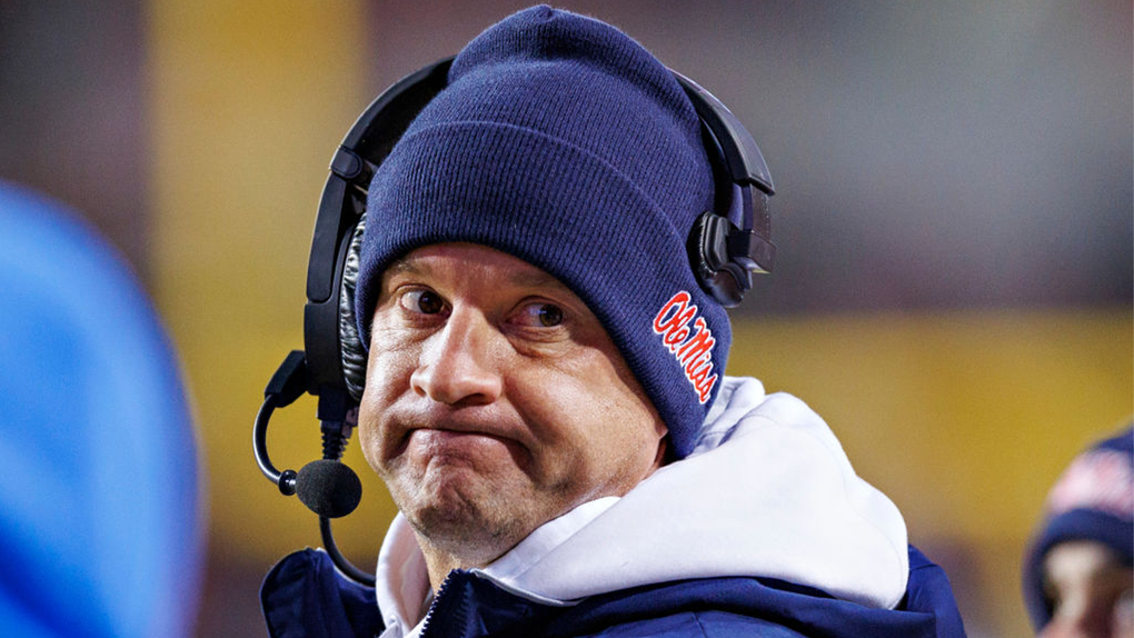 lane-kiffin-jon-sokoloff-ole-miss-auburn