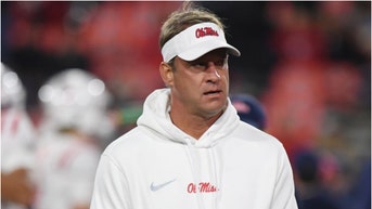 Lane Kiffin’s Potential Exit Could Greatly Impact Ole Miss In The College Football Playoff Rankings Credit: Getty Images)