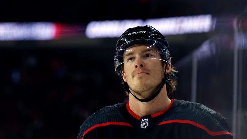 Tampa Bay Lightning v Carolina Hurricanes