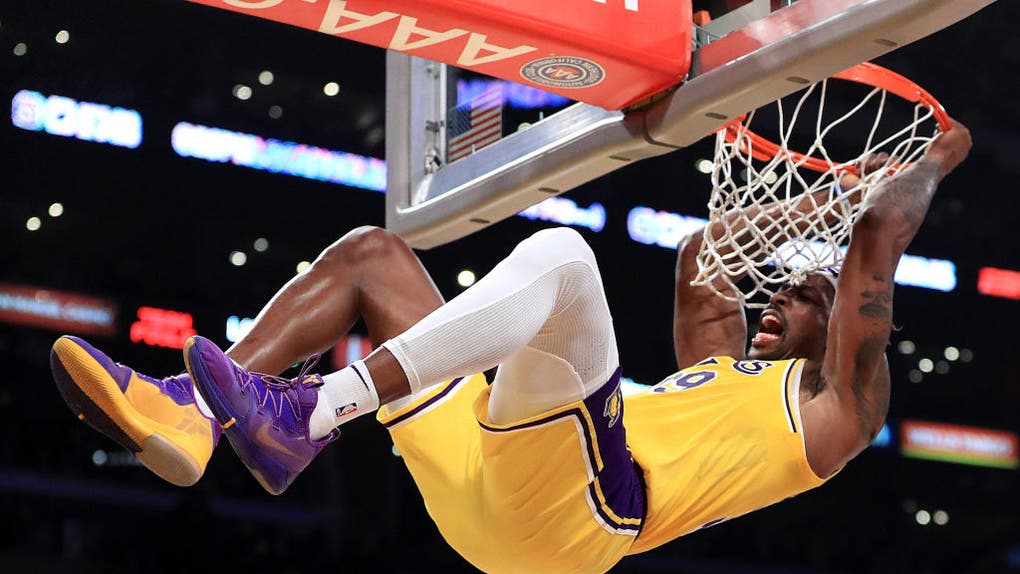 Cleveland Cavaliers v Los Angeles Lakers