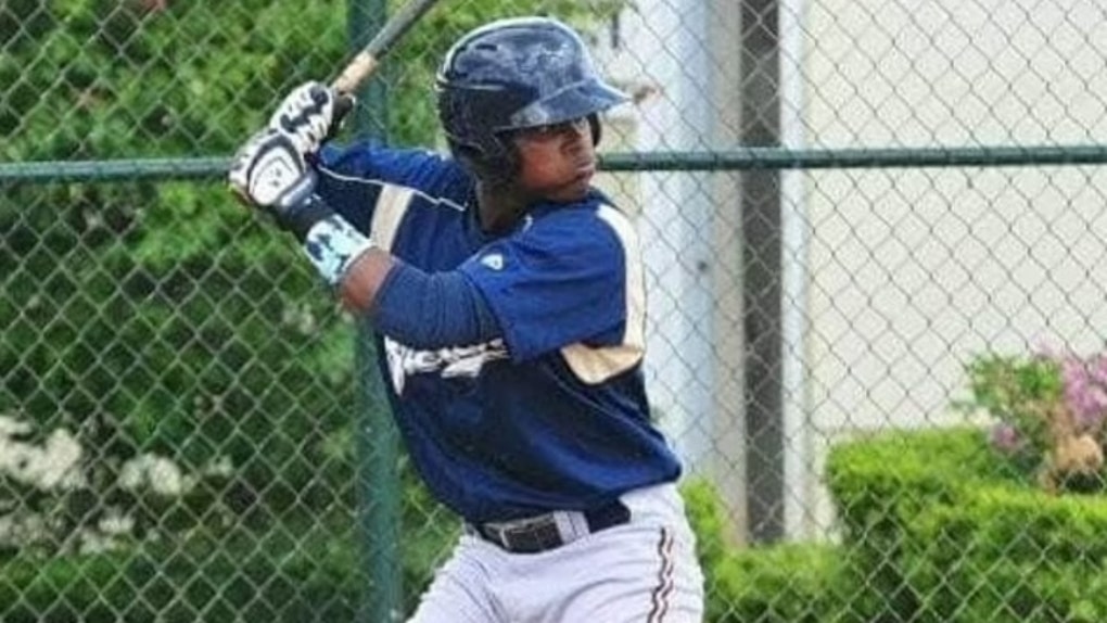 AARON FAMILIA
