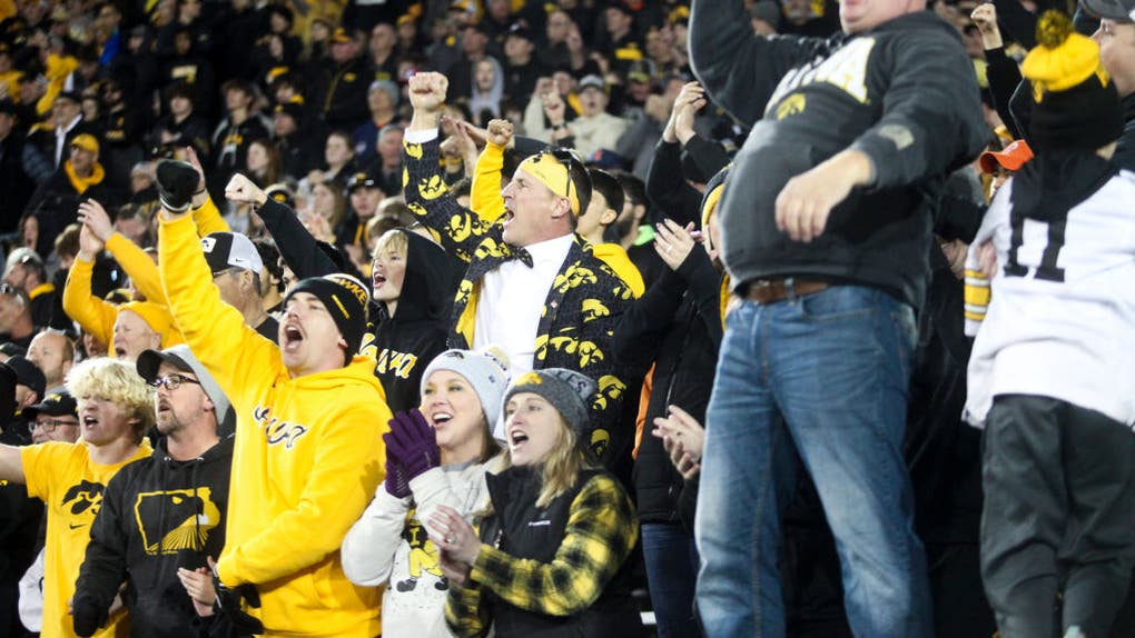 Iowa collective 'The Swarm' has taken a $500,000 check from a casino group
