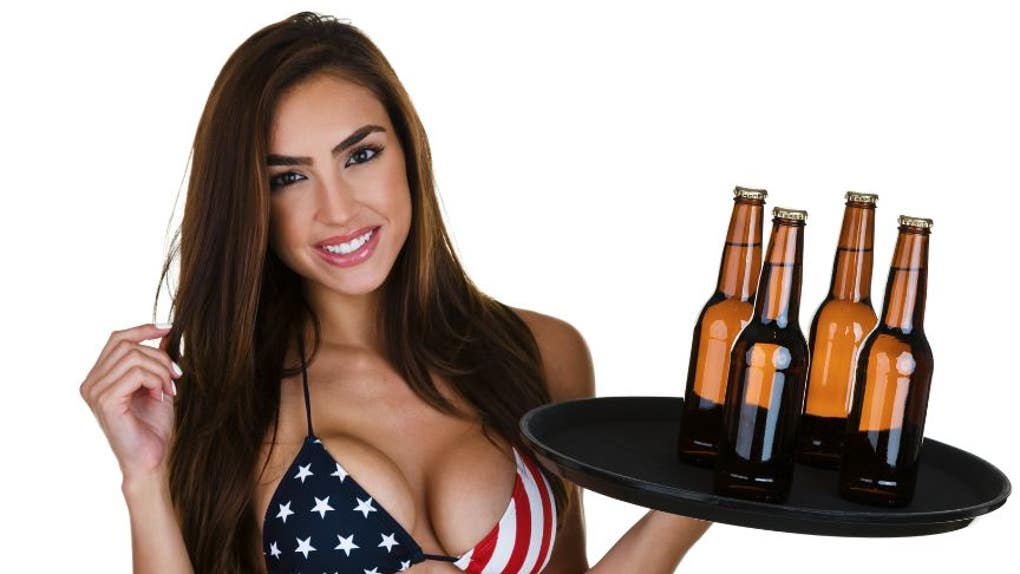 Air Force veteran turned Bikini Bartender Cheyanne Long