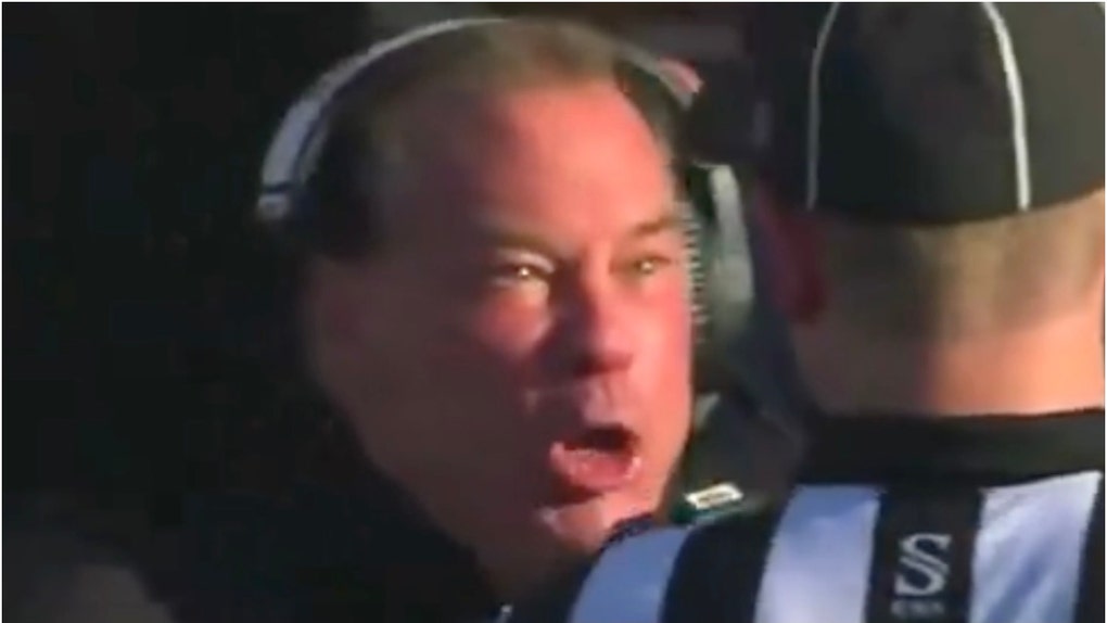 Butch Jones melts down during bowl game against Northern Illinois. (Credit: Screenshot/Twitter Video https://twitter.com/tsv__1/status/1738659130871869919)