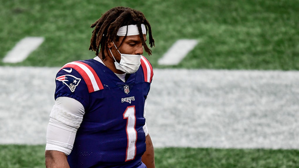 New York Jets v New England Patriots