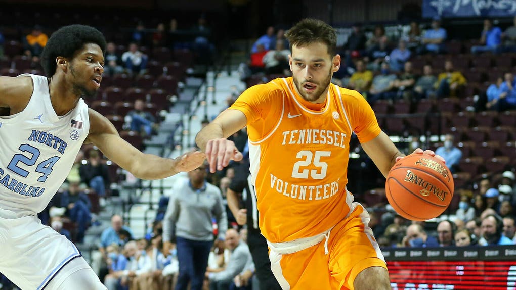 COLLEGE BASKETBALL: NOV 21 Air Force Reserve Hall of Fame Tip-Off - Tennessee v North Carolina