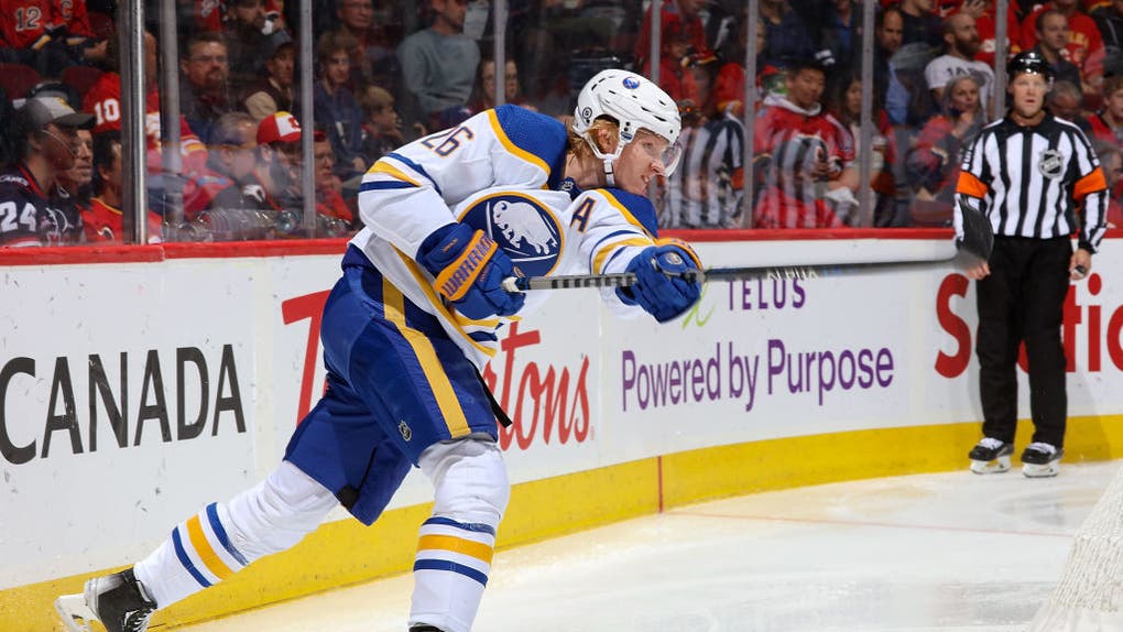 442840cd-Buffalo Sabres v Calgary Flames