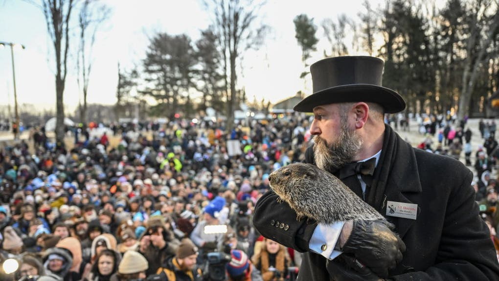 150cb6d5-Groundhog Day 2023: Punxsutawney Phil says 6 more weeks winter