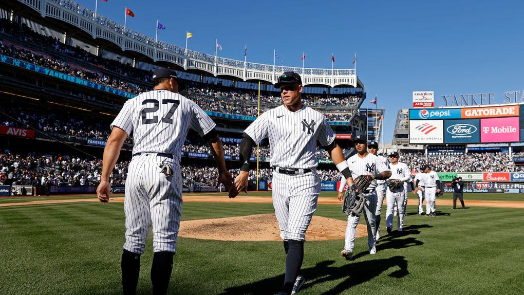 San Francisco Giants v New York Yankees