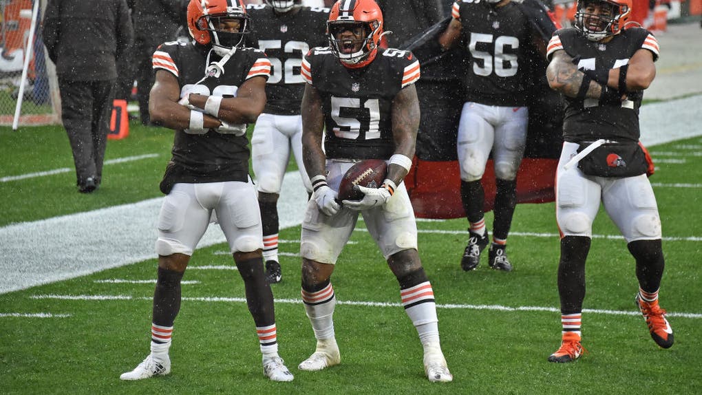 Philadelphia Eagles v Cleveland Browns