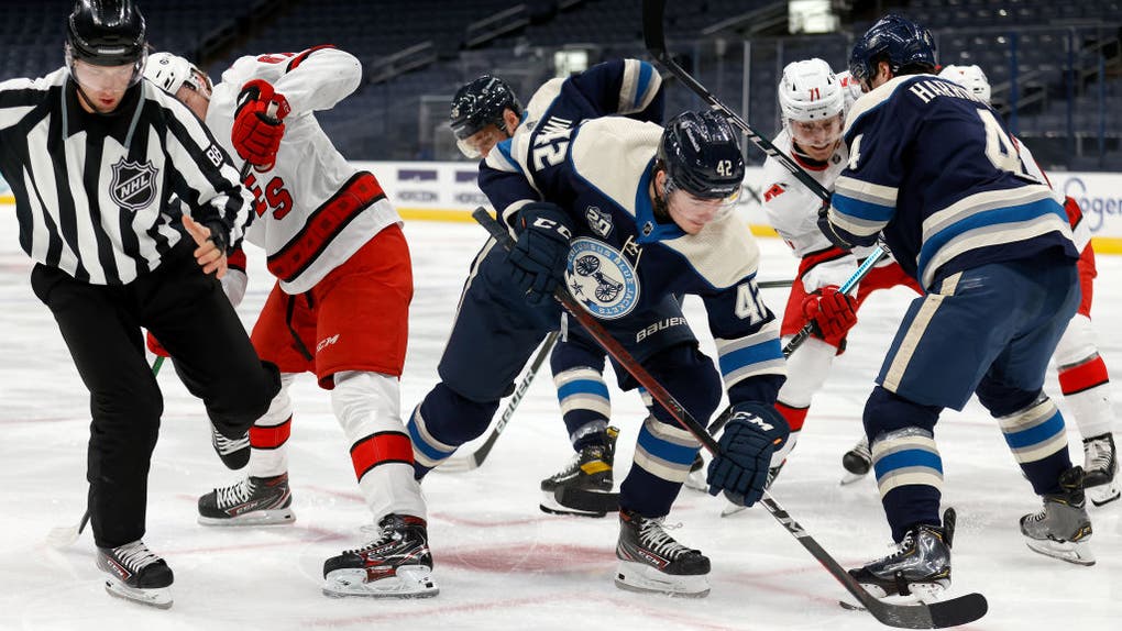 50ea091a-Carolina Hurricanes v Columbus Blue Jackets