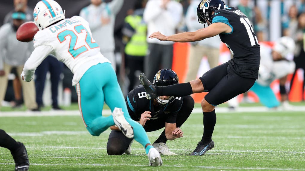 Miami Dolphins v Jacksonville Jaguars