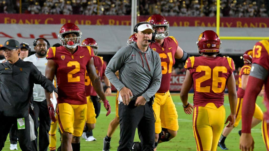 Fresno State v USC