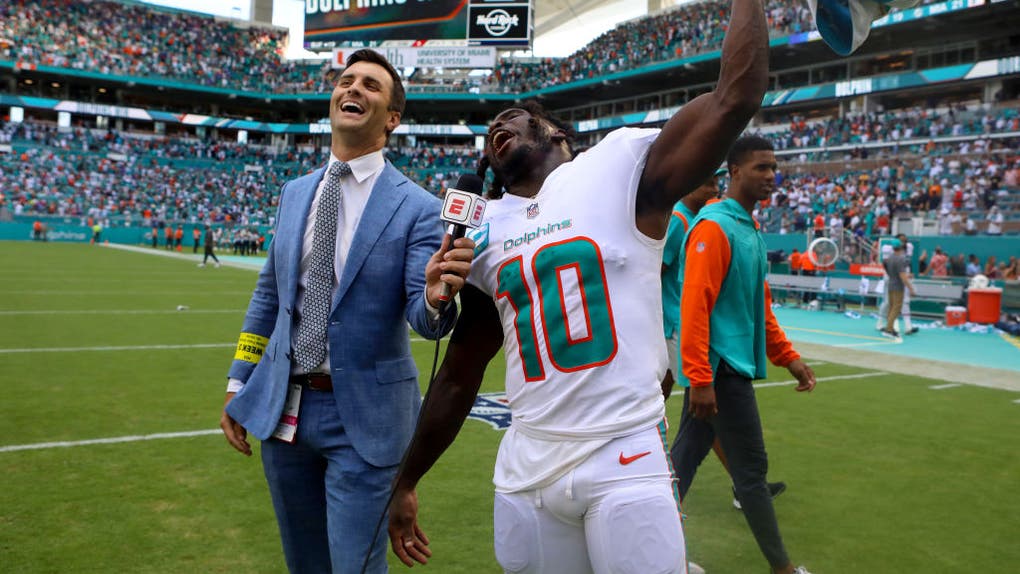 7c76131c-Buffalo Bills v Miami Dolphins