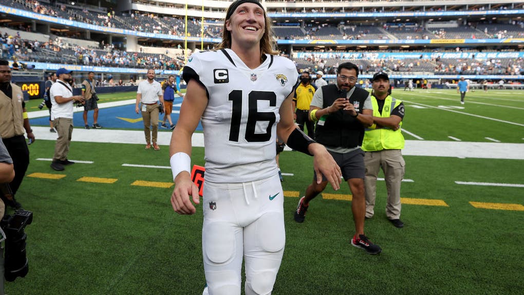 960235f5-Jacksonville Jaguars v Los Angeles Chargers