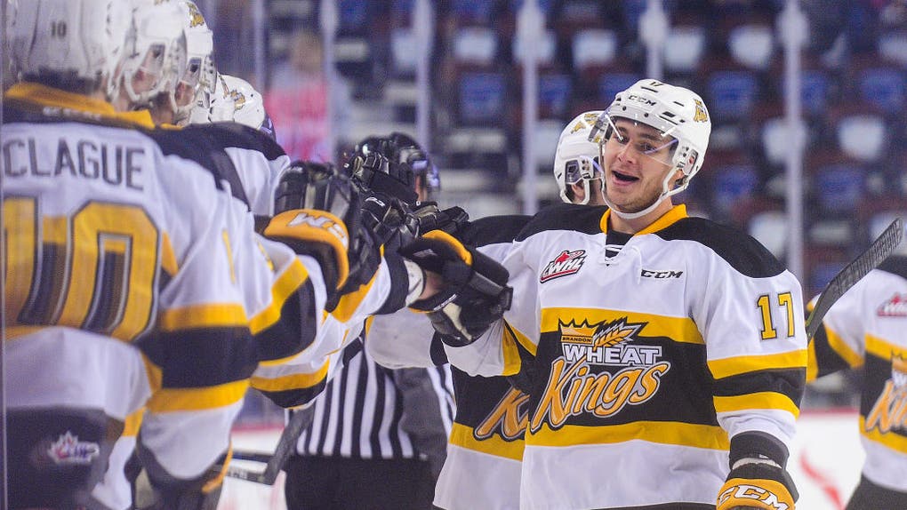 Junior Hockey Team Helps Save Suicidal Man On A Bridge In Canada
