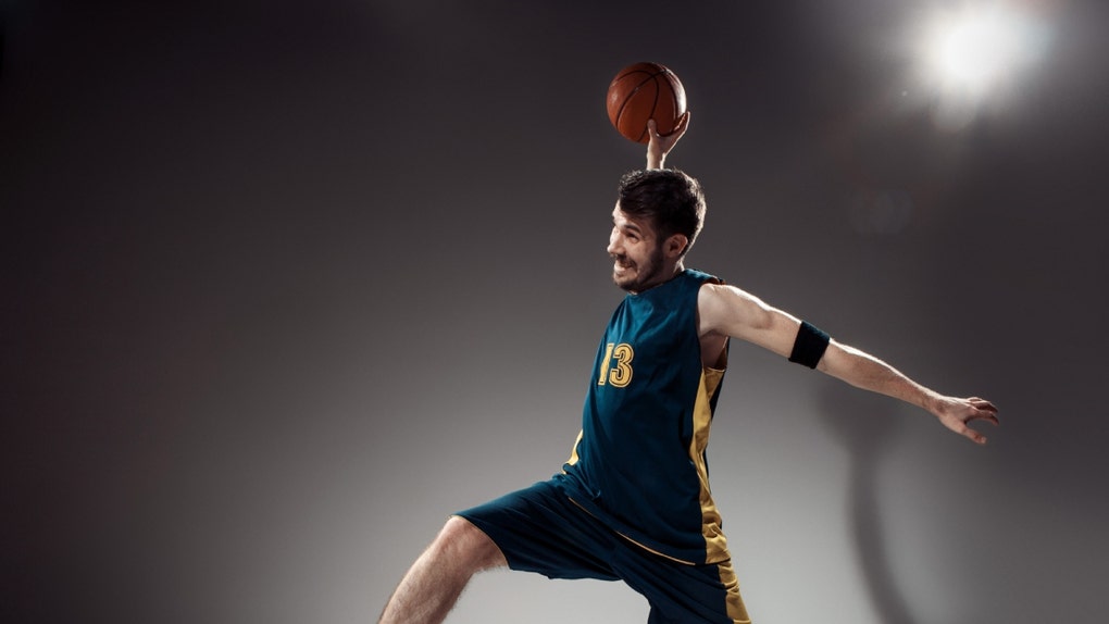 769caeeb-Guy-Dunking-Slamball