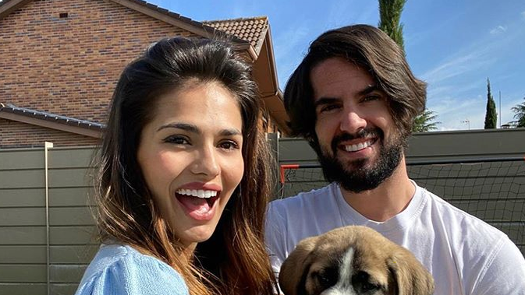 02e819a7-Isco and girlfriend Sara Salamo