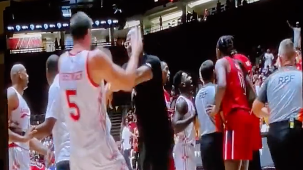 Ex-NBA Player, ESPN Analyst, LaPhonso Ellis Ejected From $1 Million Basketball Tournament