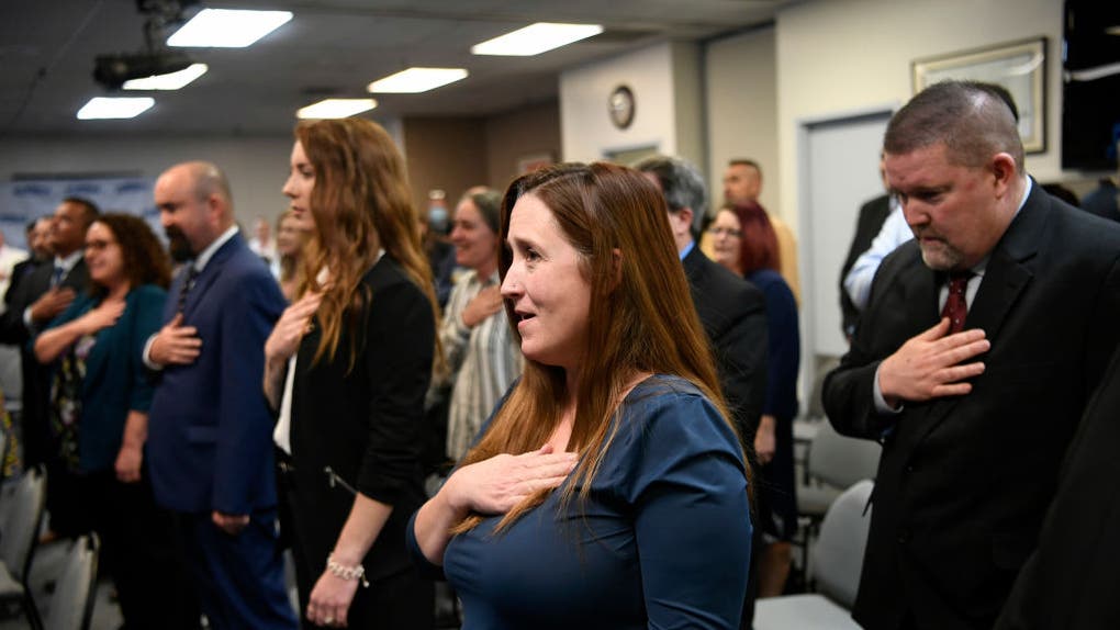 Thirty new postmaster generals sworn in for the USPS.