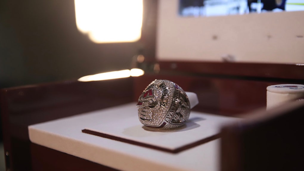 Colorado Avalanche Cup Ring Box