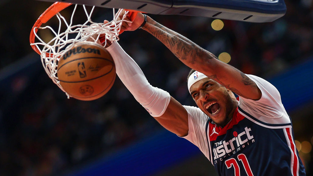 daniel-gafford-wizards-pregame-fan-alley-oop-dunk