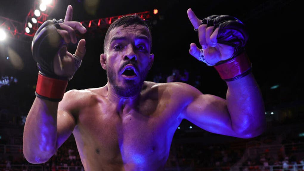 ismael-bonfim-flying-knee-knockout-debut