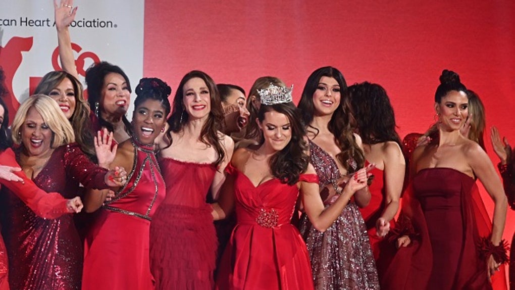 60b85154-missamerica0409