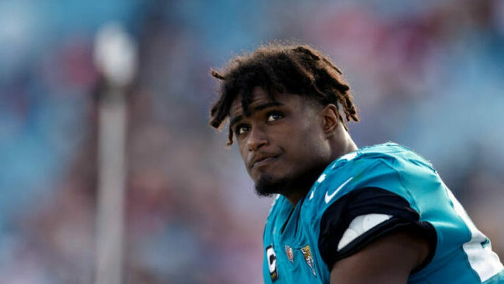 Jacksonville Shows Myles Jack The Door