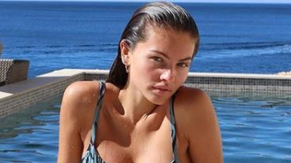 0b3dac92-thylane blondeau