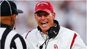 Oklahoma Sooners football coach Brent Venables punished himself with up-downs after drawing a flag against SMU. (Credit: Getty Images)