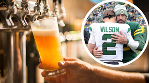 Milwaukee Bar Flips Script On Free Booze Promo After Aaron Rodgers Injury