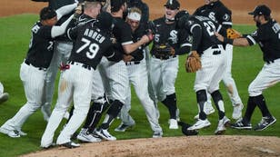 Cleveland Indians v Chicago White Sox