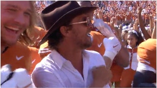 Matthew McConaughey celebrates Texas beating Kansas State. (Credit: Screenshot/Twitter Video https://twitter.com/LonghornNetwork/status/1720895157367685498)