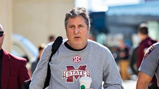 Update: Mississippi State's Mike Leach Rushed To Hospital After Sunday Heart Attack