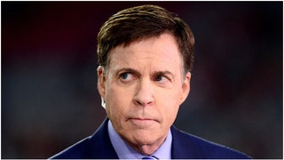Bob Costas pulled off some heroic actions at a restaurant in Syracuse, New York. He did he Heimlich maneuver on a choking man. (Credit: Getty Images)